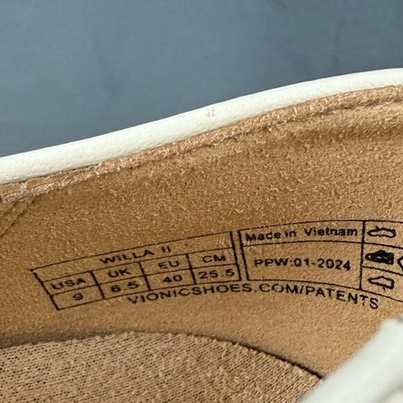 Vionic Soft Leather WILLA SLIP ON FLAT shoes womens size 9 - Picture 10 of 10